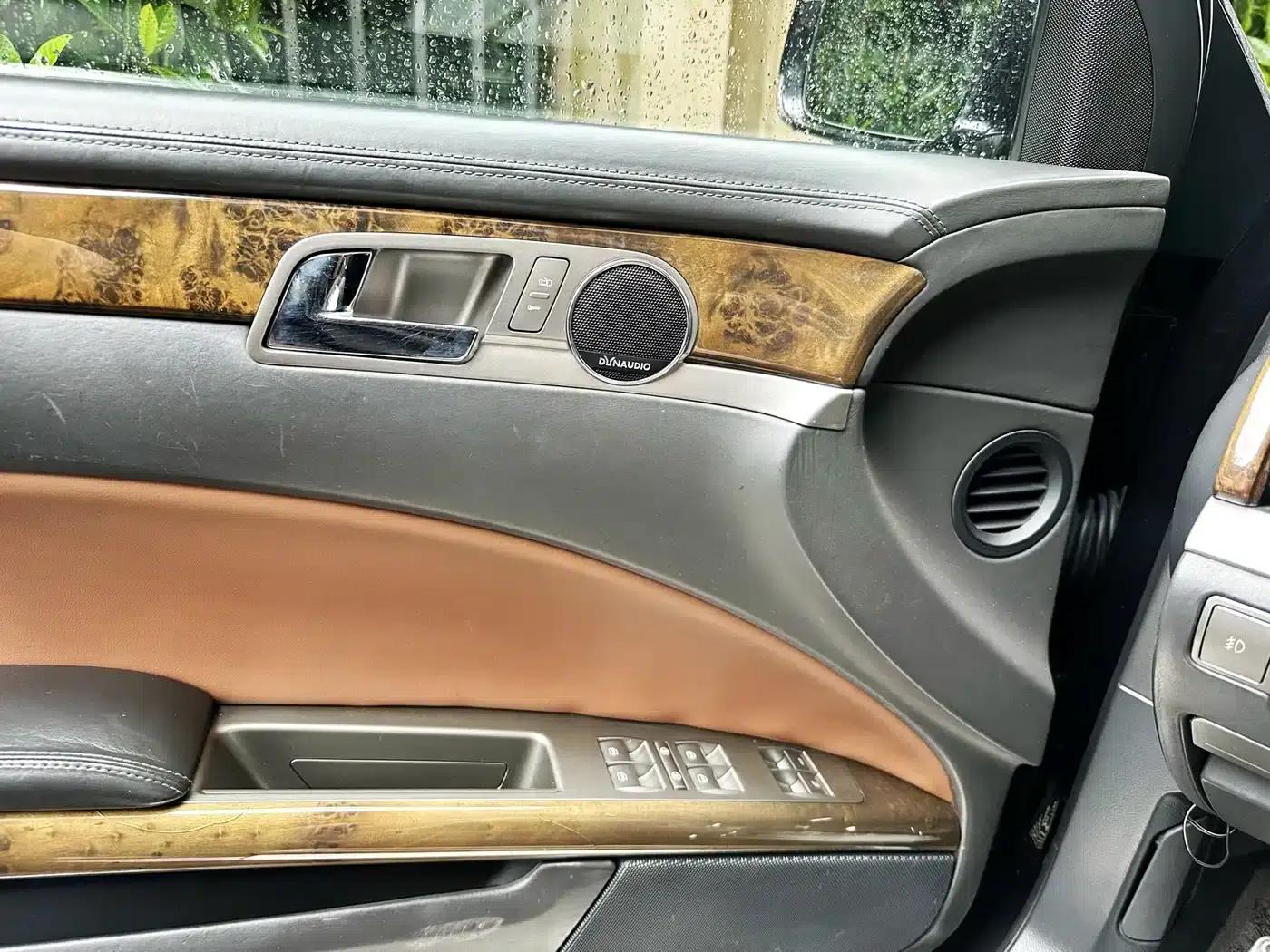 Phaeton 2012 4.2L Luxury Custom Edition — миниатюра 10
