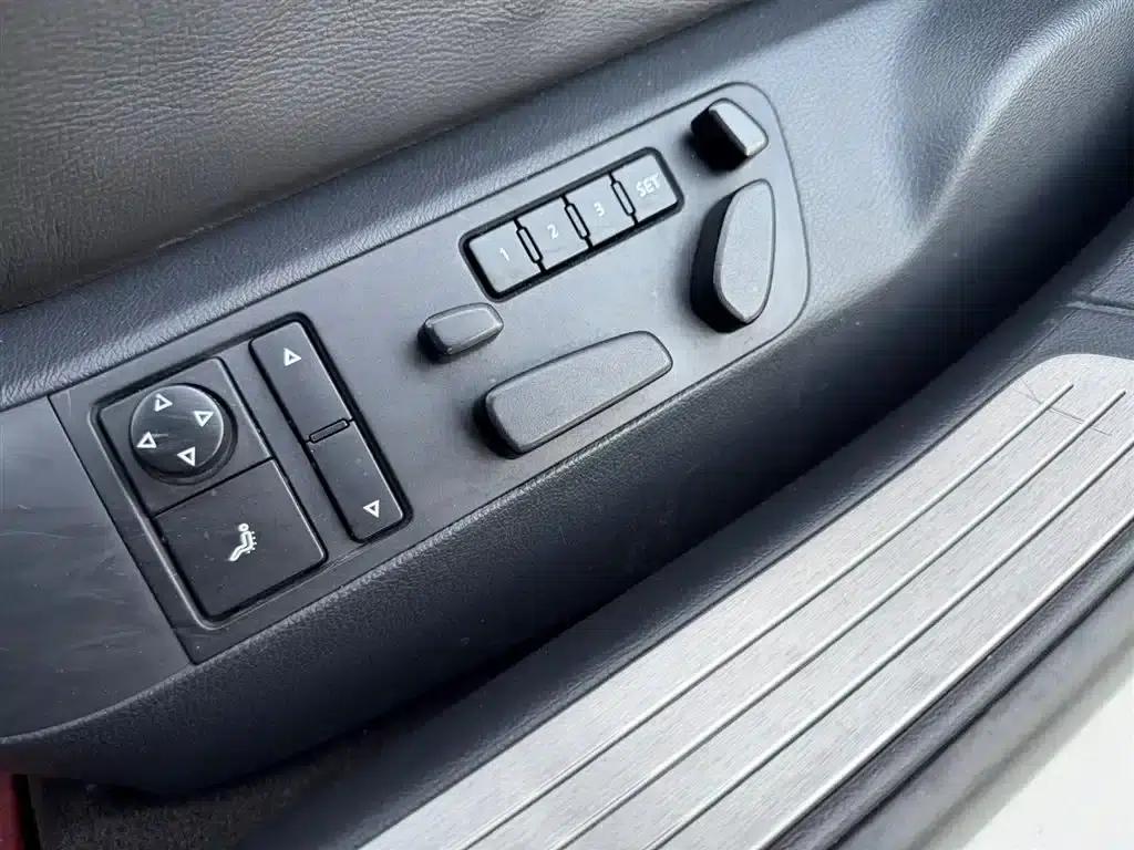 Phaeton 2009 3.6L V6 4-seater Extended Executive Edition — миниатюра 11