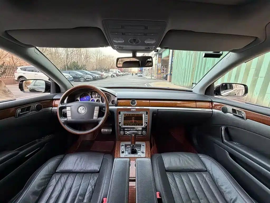 Phaeton 2009 3.6L V6 4-seater Extended Executive Edition — миниатюра 4