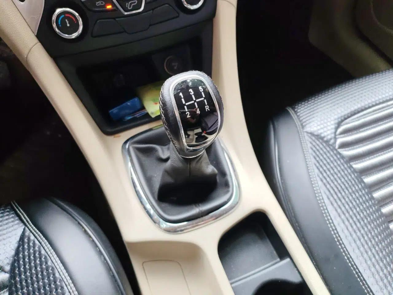 Chery Arrizo 7 2013 1.6L Manual Zhi Ling Edition — миниатюра 14