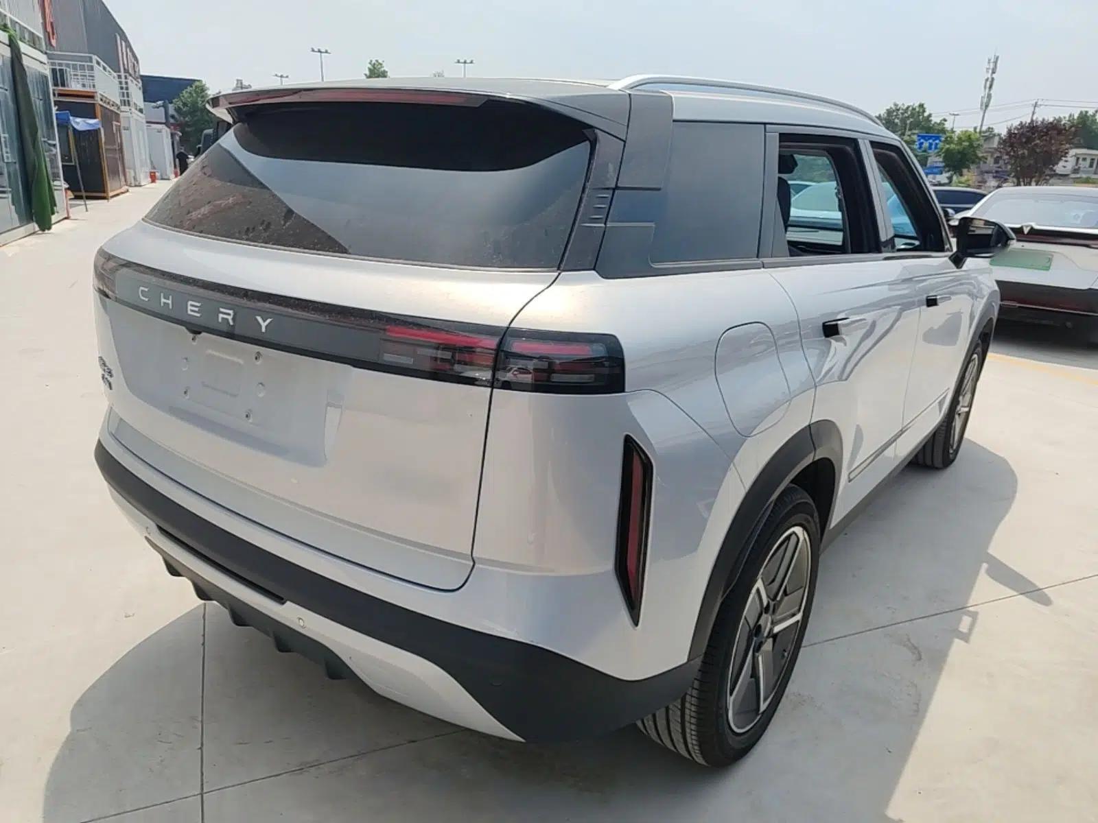 Chery Explore 06 C-DM 2024 Luxury Model — миниатюра 6