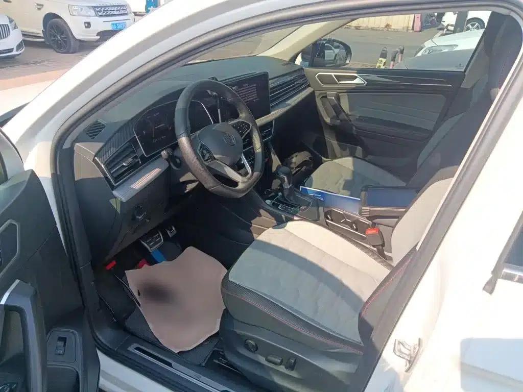 Tiguan X 2022 330TSI 2WD Flagship Edition — миниатюра 15