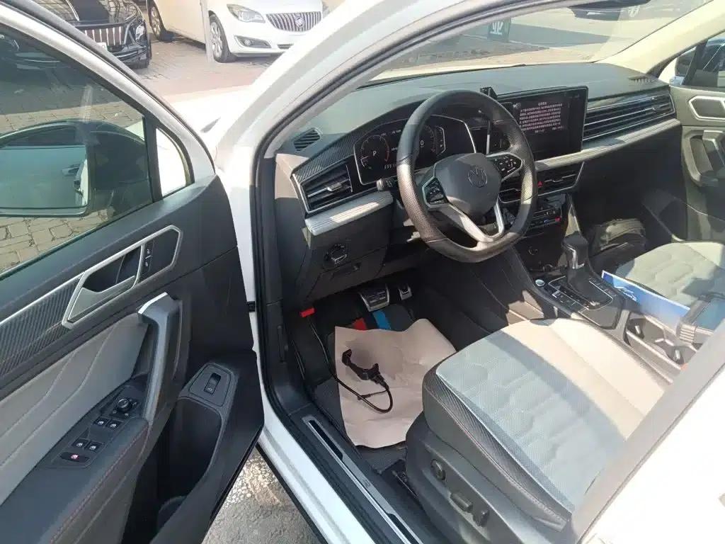 Tiguan X 2022 330TSI 2WD Flagship Edition — миниатюра 16