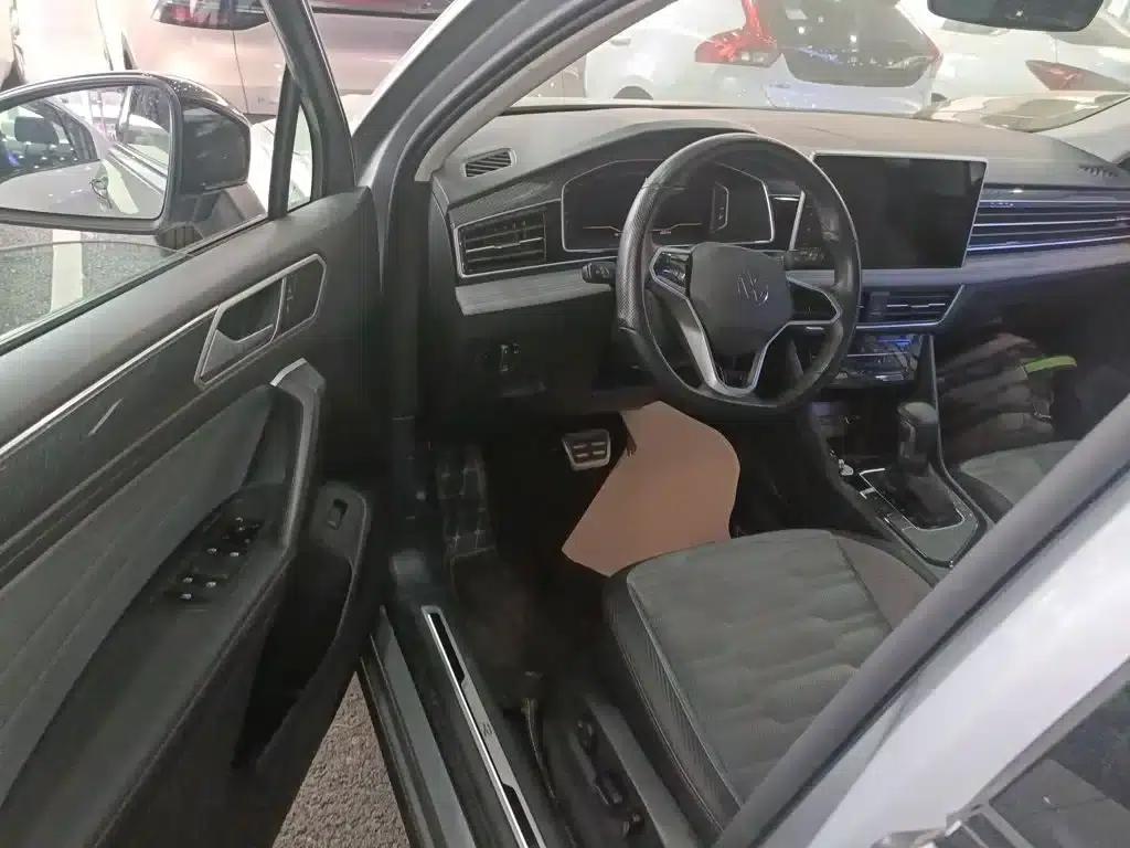 Tiguan X 2023 Facelift 330TSI 2WD Flagship Edition — миниатюра 16