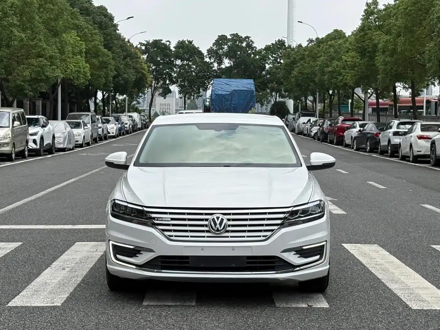 2019 Volkswagen Lavida EV Premium Edition — миниатюра 2