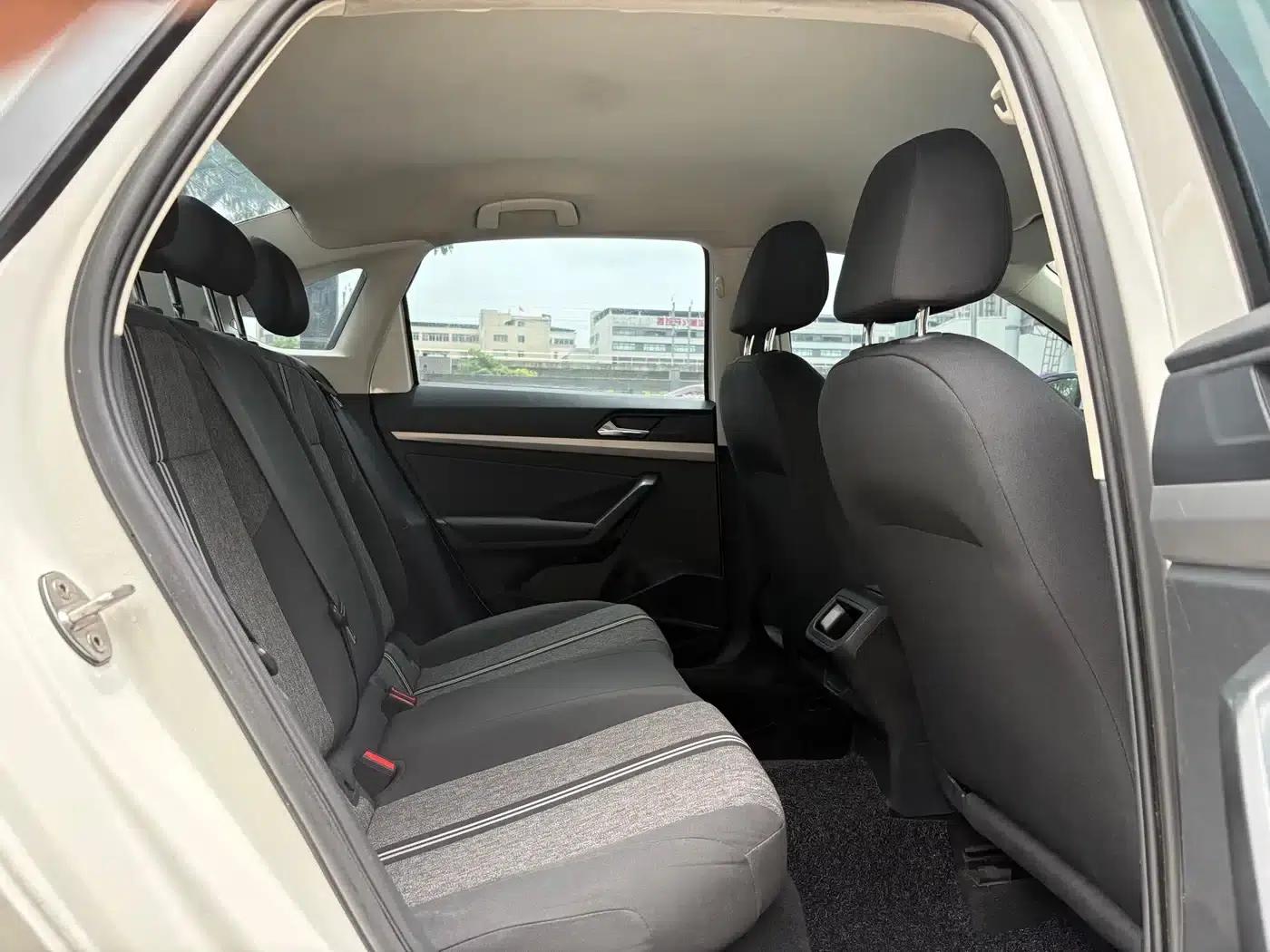 2019 Volkswagen Lavida EV Premium Edition — миниатюра 12