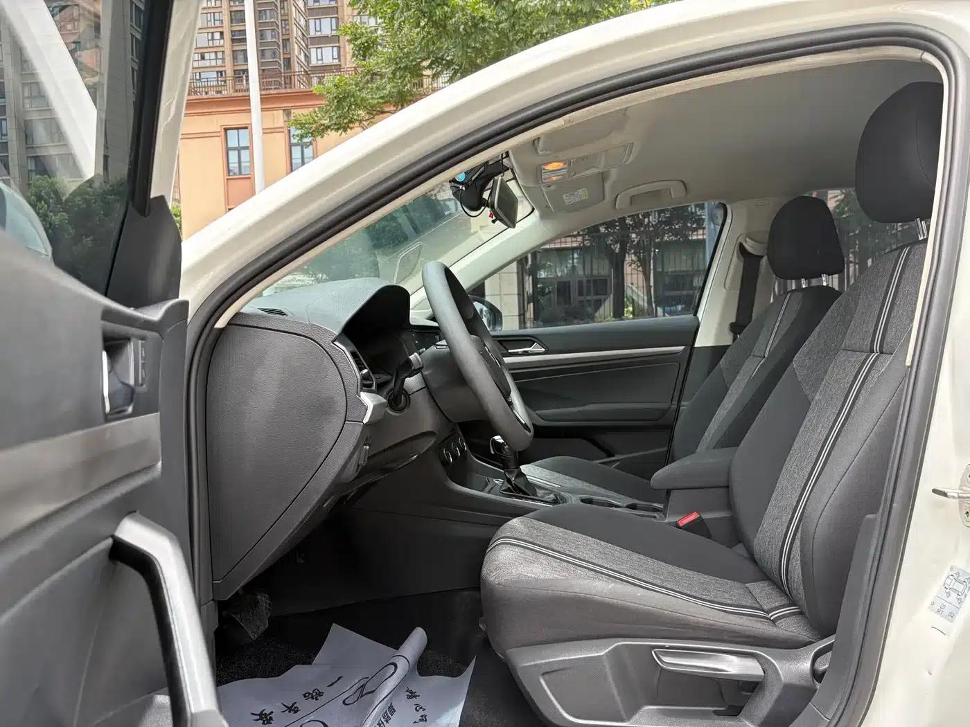 2019 Volkswagen Lavida EV Premium Edition — миниатюра 10