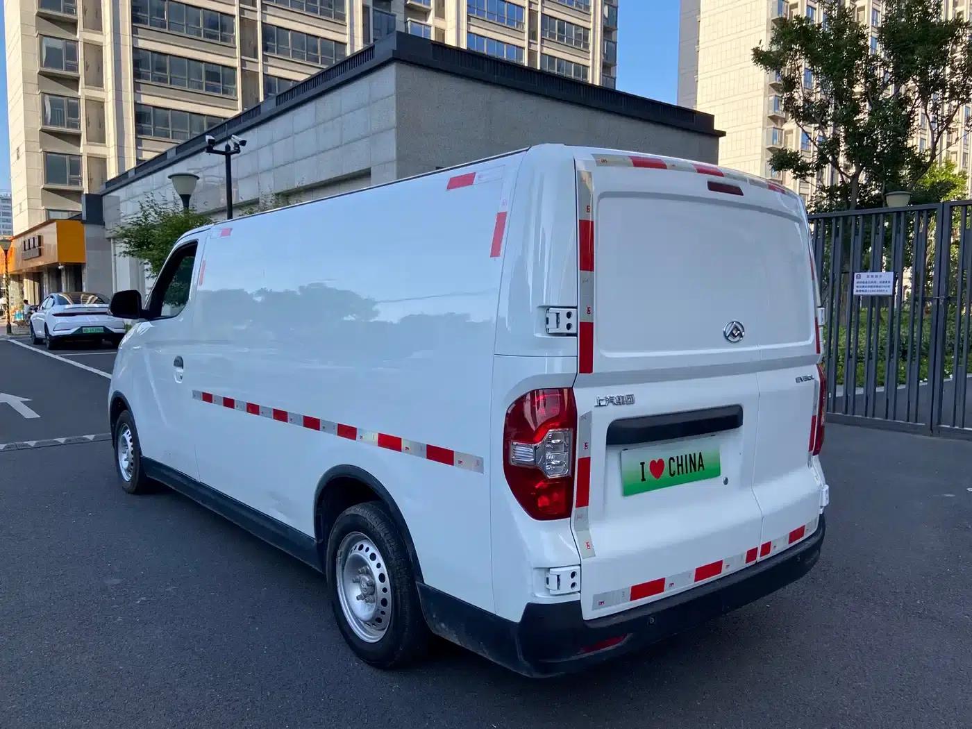 Maxus EV30 2023: Pure Electric Intelligent Logistics Expert, Long Wheelbase, CATL — миниатюра 13