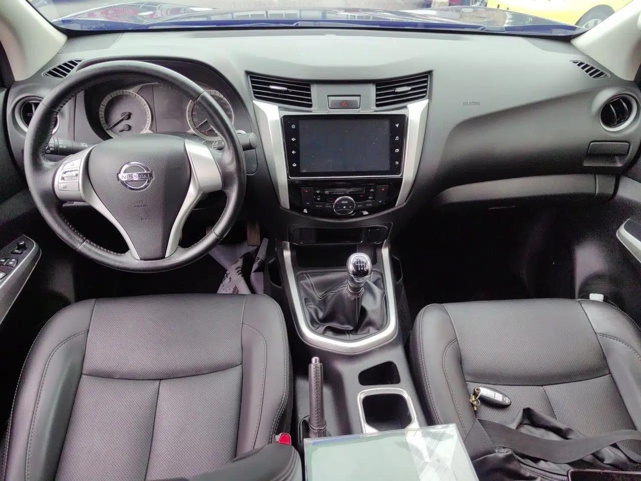 Nissan Navara 2021 2.5L Revised Version Manual Transmission Two-Wheel Drive Flagship QR25 — миниатюра 9