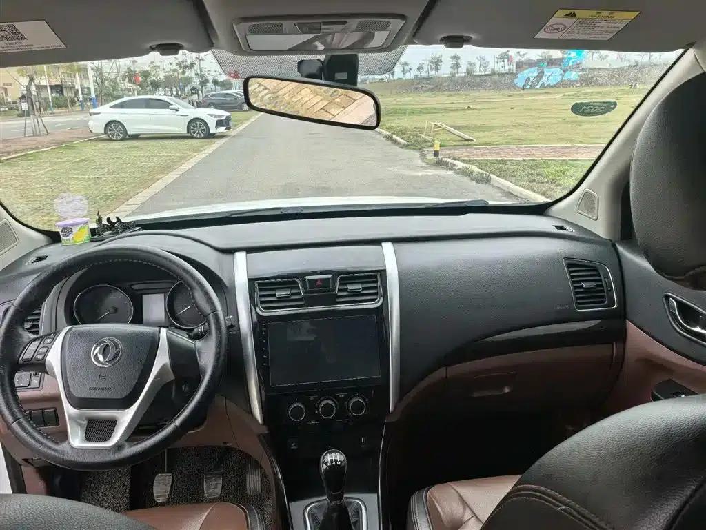 Fengxing SX6 2016 1.6L Manual Elite — миниатюра 8