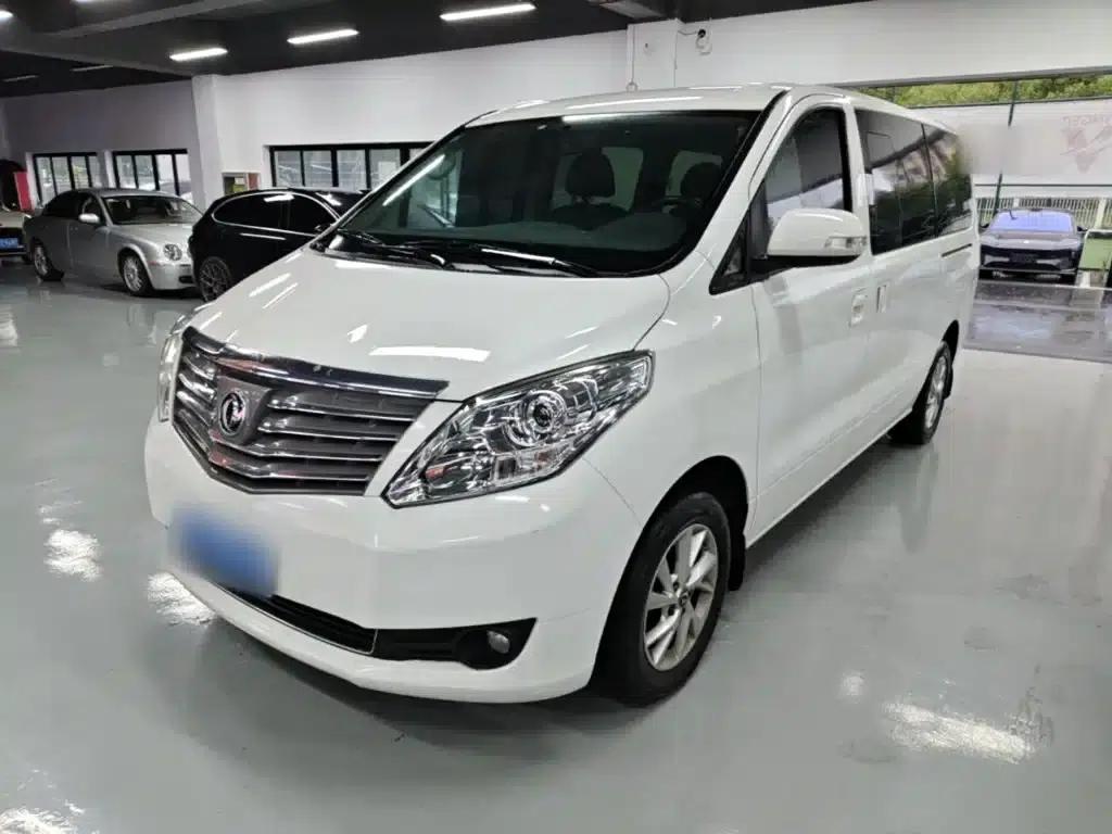 Lingzhi PLUS 2021 2.0L Manual Deluxe 7-Seater — миниатюра 2