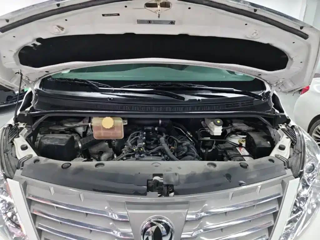 Lingzhi PLUS 2021 2.0L Manual Deluxe 7-Seater — миниатюра 20