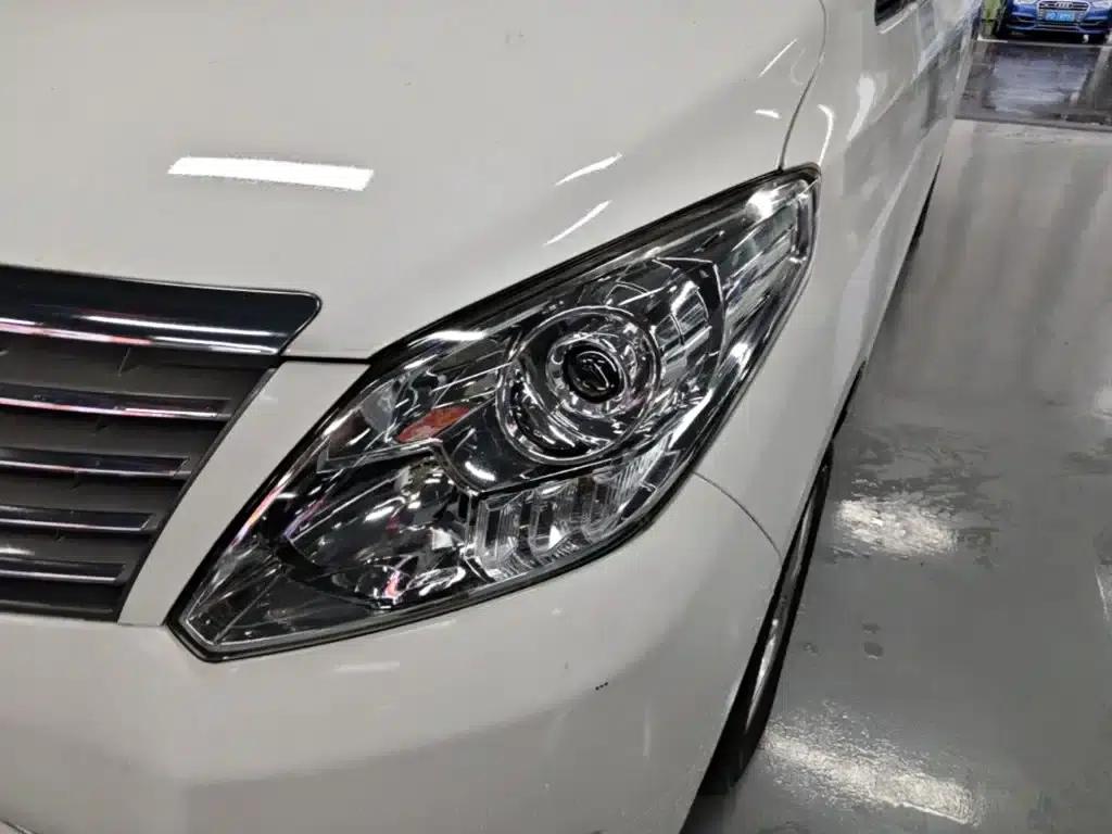Lingzhi PLUS 2021 2.0L Manual Deluxe 7-Seater — миниатюра 24