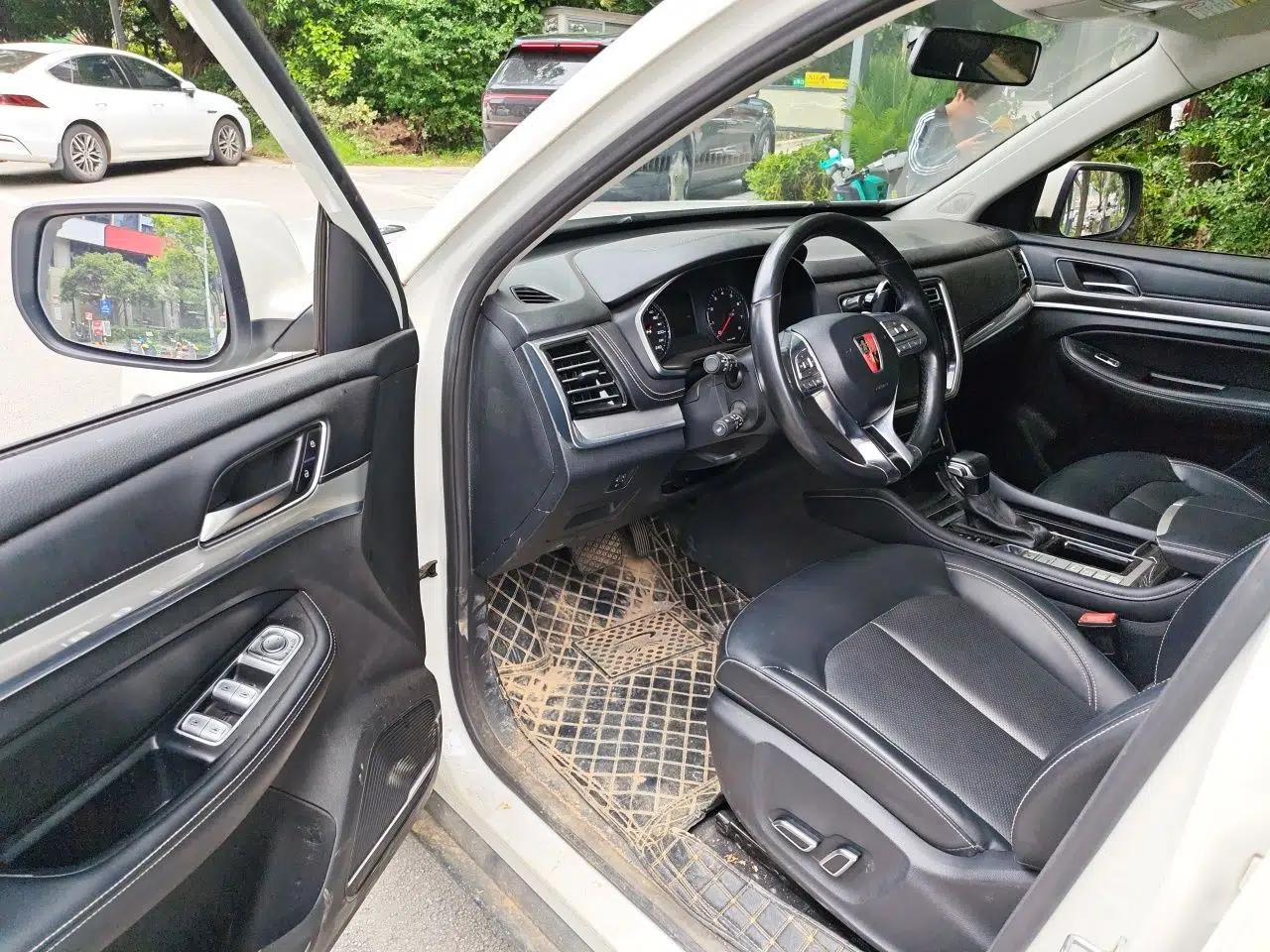 Roewe RX8 2019 30T Two-Wheel Drive Supreme Flagship Edition — миниатюра 16