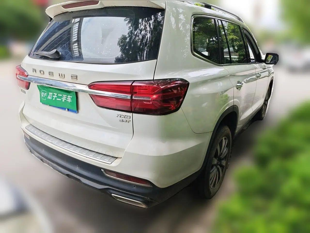 Roewe RX8 2019 30T Two-Wheel Drive Supreme Flagship Edition — миниатюра 6