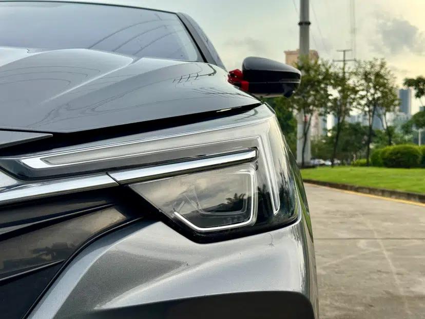 Roewe i6 MAX New Energy 2020 1.5T PHEV Sporty Cool Edition — миниатюра 15