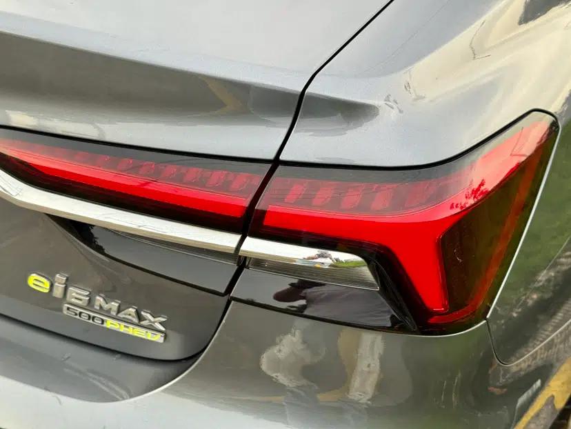 Roewe i6 MAX New Energy 2020 1.5T PHEV Sporty Cool Edition — миниатюра 18