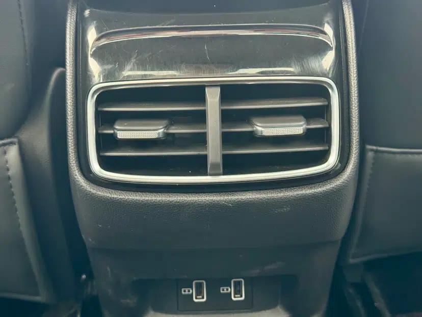 Roewe i6 MAX New Energy 2020 1.5T PHEV Sporty Cool Edition — миниатюра 35
