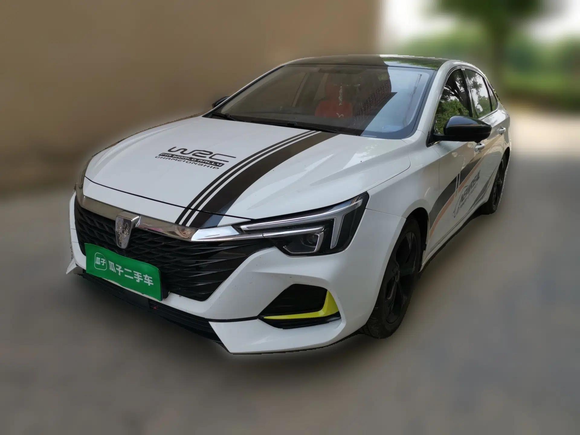 Roewe i6 MAX 2020 300TGI Automatic Cool & Stylish Skyroof Edition — миниатюра 1