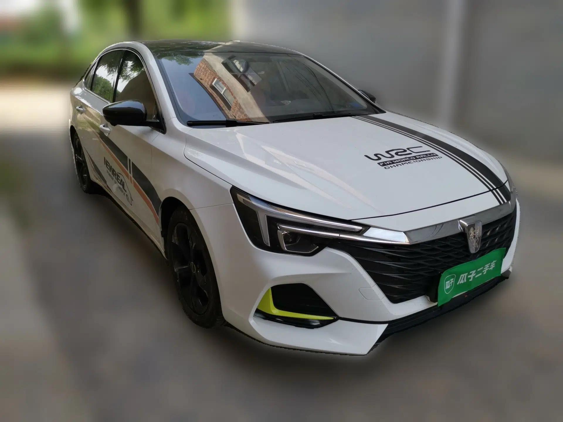 Roewe i6 MAX 2020 300TGI Automatic Cool & Stylish Skyroof Edition — миниатюра 3