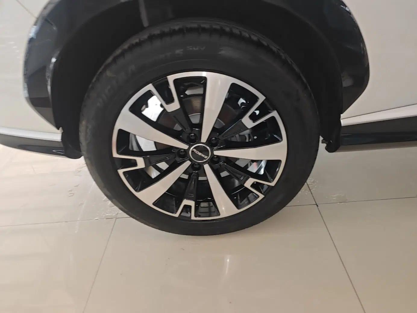 Roewe D5X DMH 2024 135 Flagship Edition — миниатюра 11