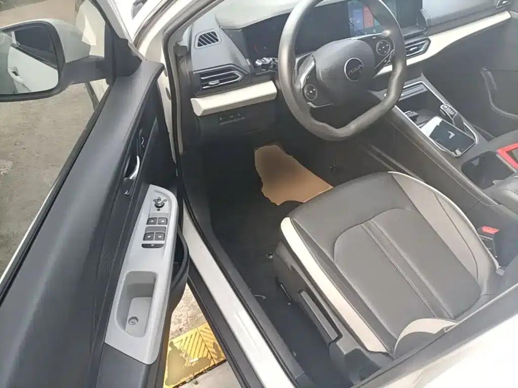 Dongfeng Fengshen E70 2023 Model 400H Battery Swapping Rental Edition — миниатюра 16