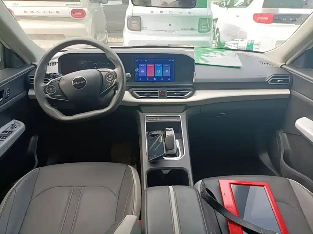 Dongfeng Fengshen E70 2023 Model 400H Battery Swapping Rental Edition — миниатюра 10