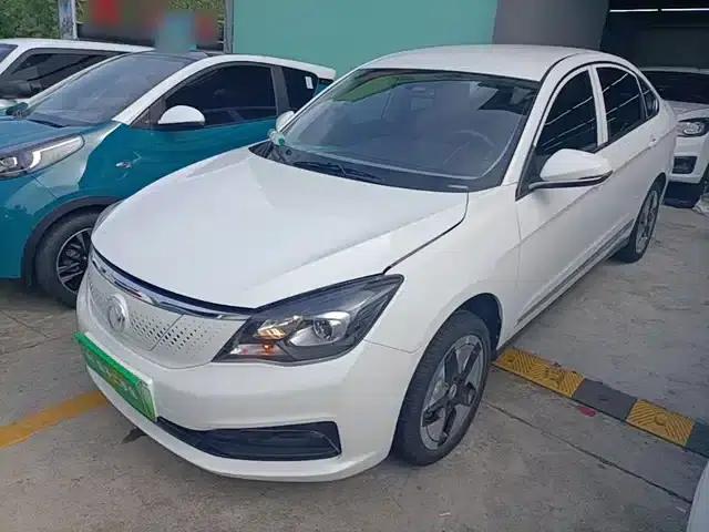 Dongfeng Fengshen E70 2023 Model 400H Battery Swapping Rental Edition