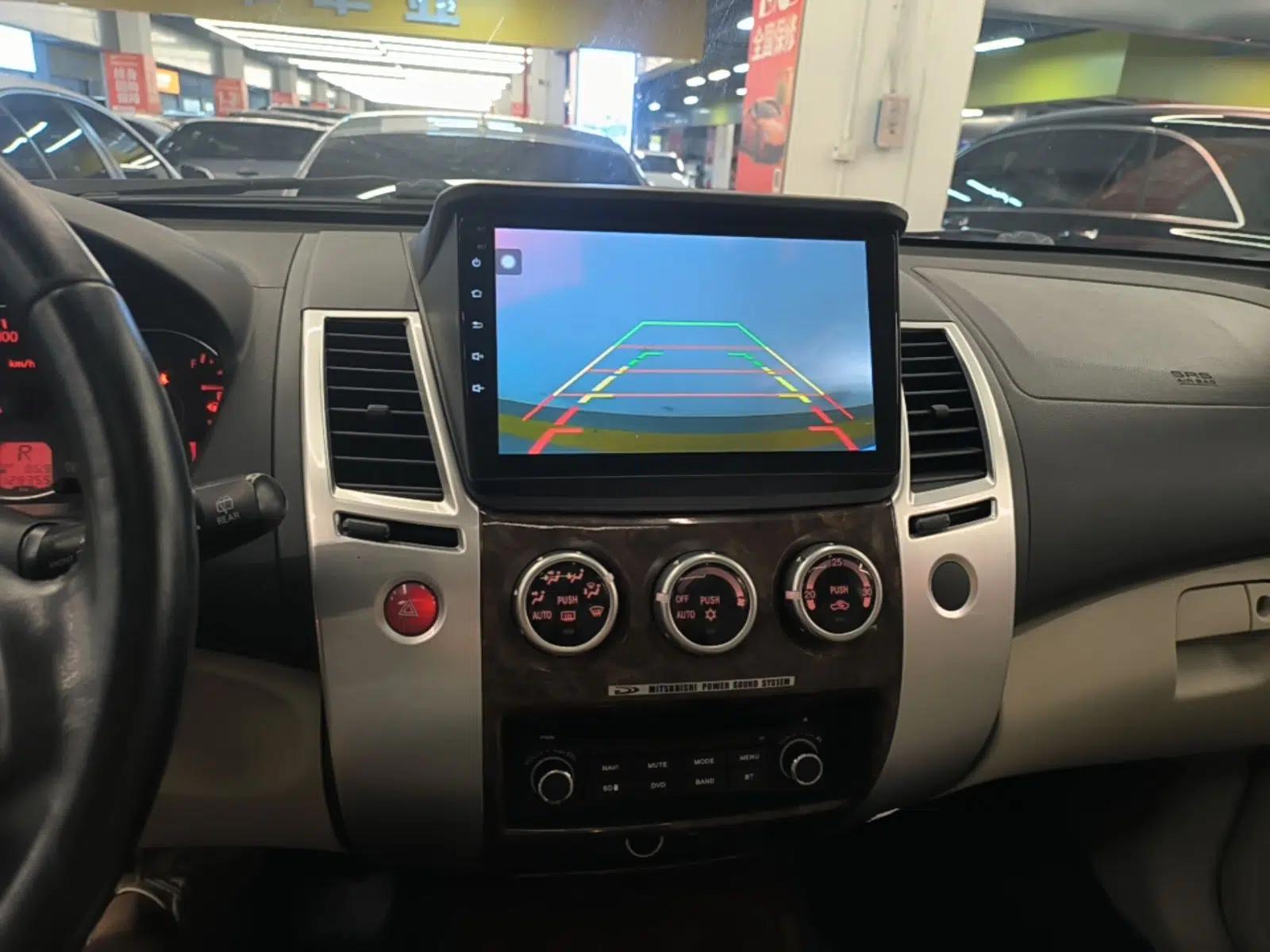 Mitsubishi Pajero Sport 2013 3.0L Automatic Two-Wheel Drive Luxury Edition — миниатюра 15
