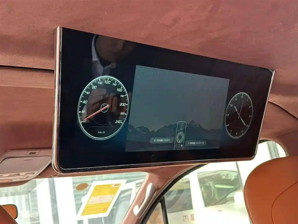 2025 HIACE 3.5L Automatic — миниатюра 12