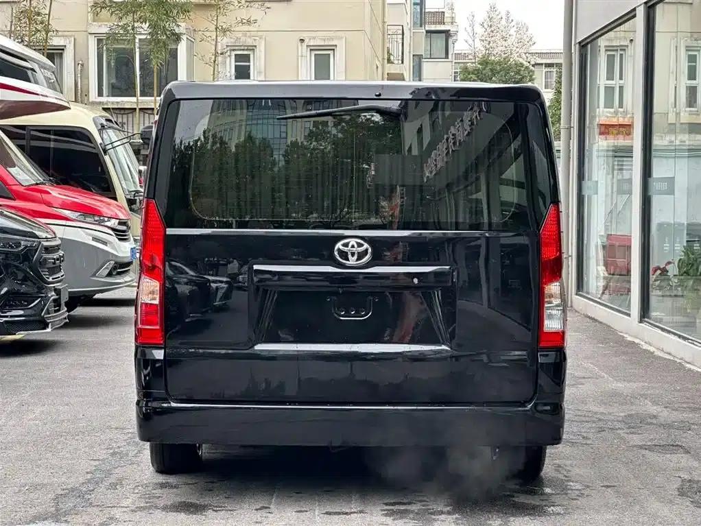 2025 HIACE 3.5L Automatic — миниатюра 14