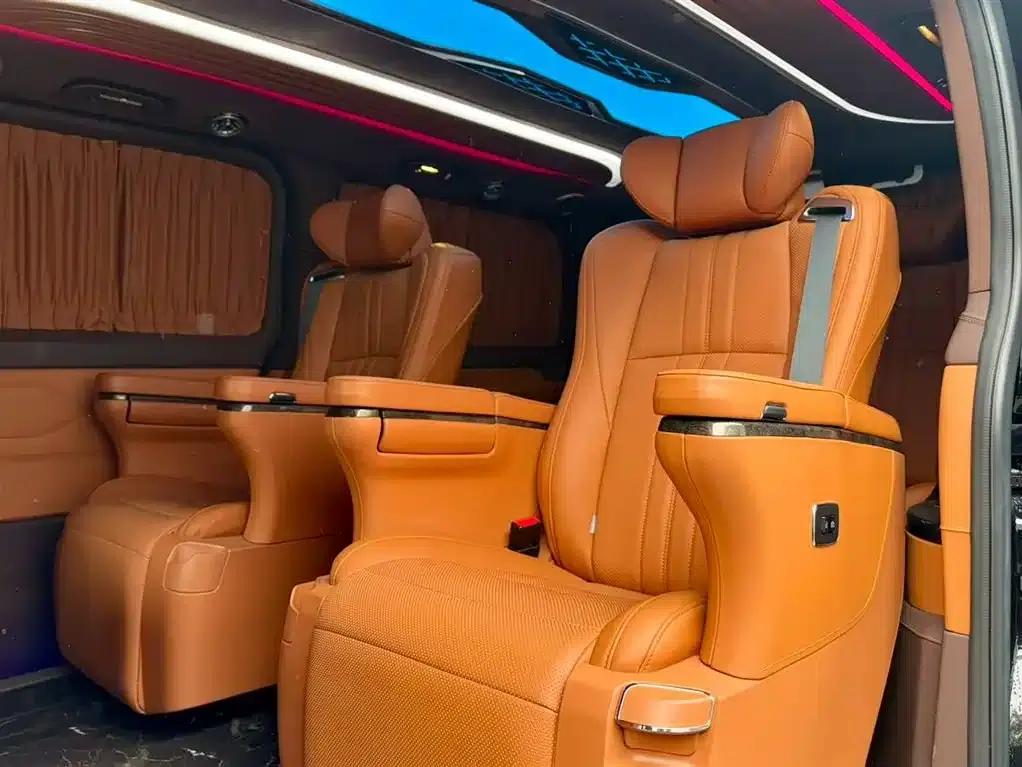 2025 HIACE 3.5L Automatic — миниатюра 7
