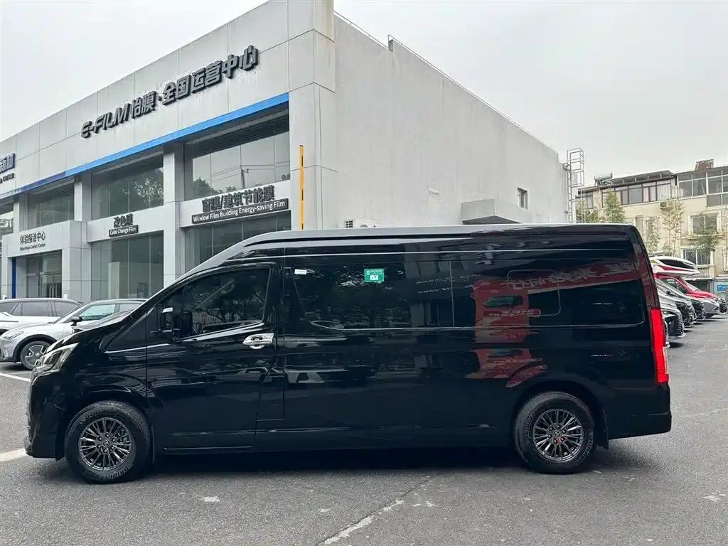 2024 HIACE 3.5L Automatic — миниатюра 3