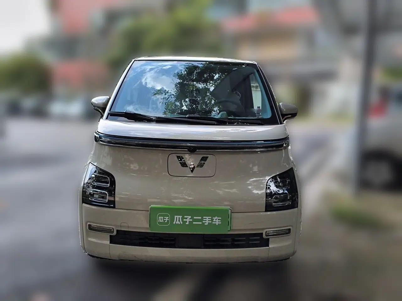 Wuling Air ev 2023 - Four Seats - Advanced Edition — миниатюра 2