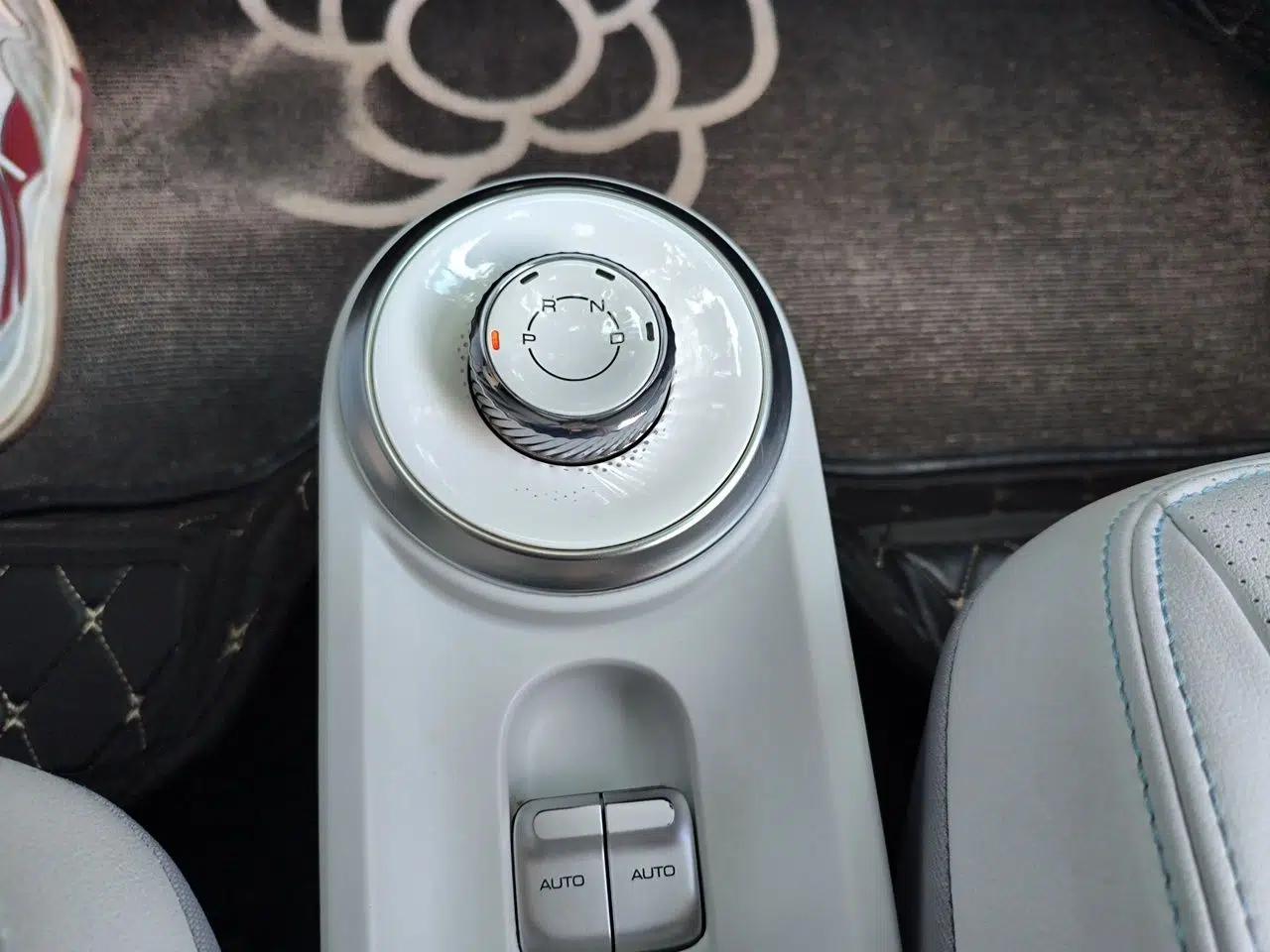 Wuling Air ev 2023 - Four Seats - Advanced Edition — миниатюра 14