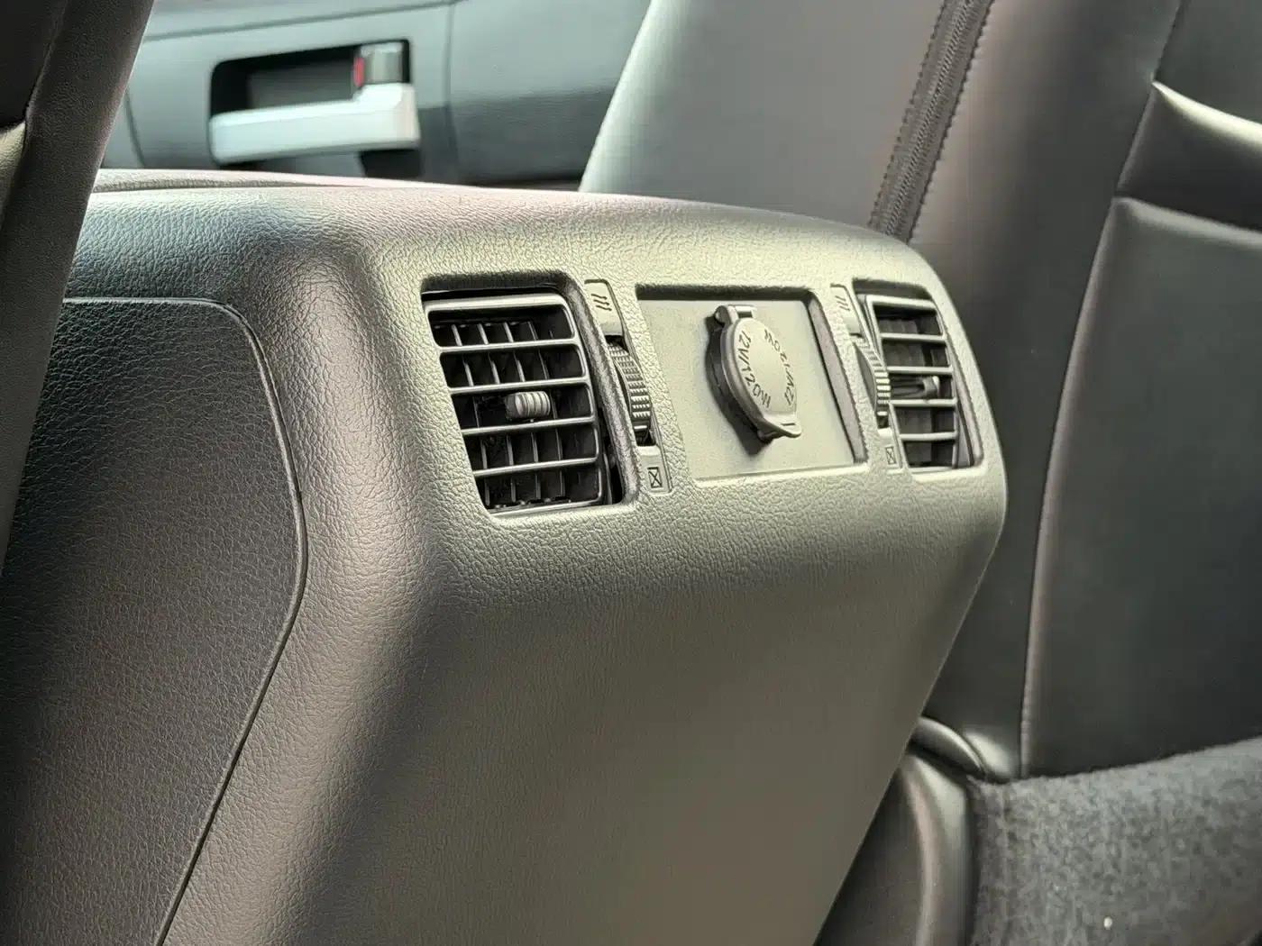 2018 Tundra 5.7L Canadian Spec — миниатюра 12
