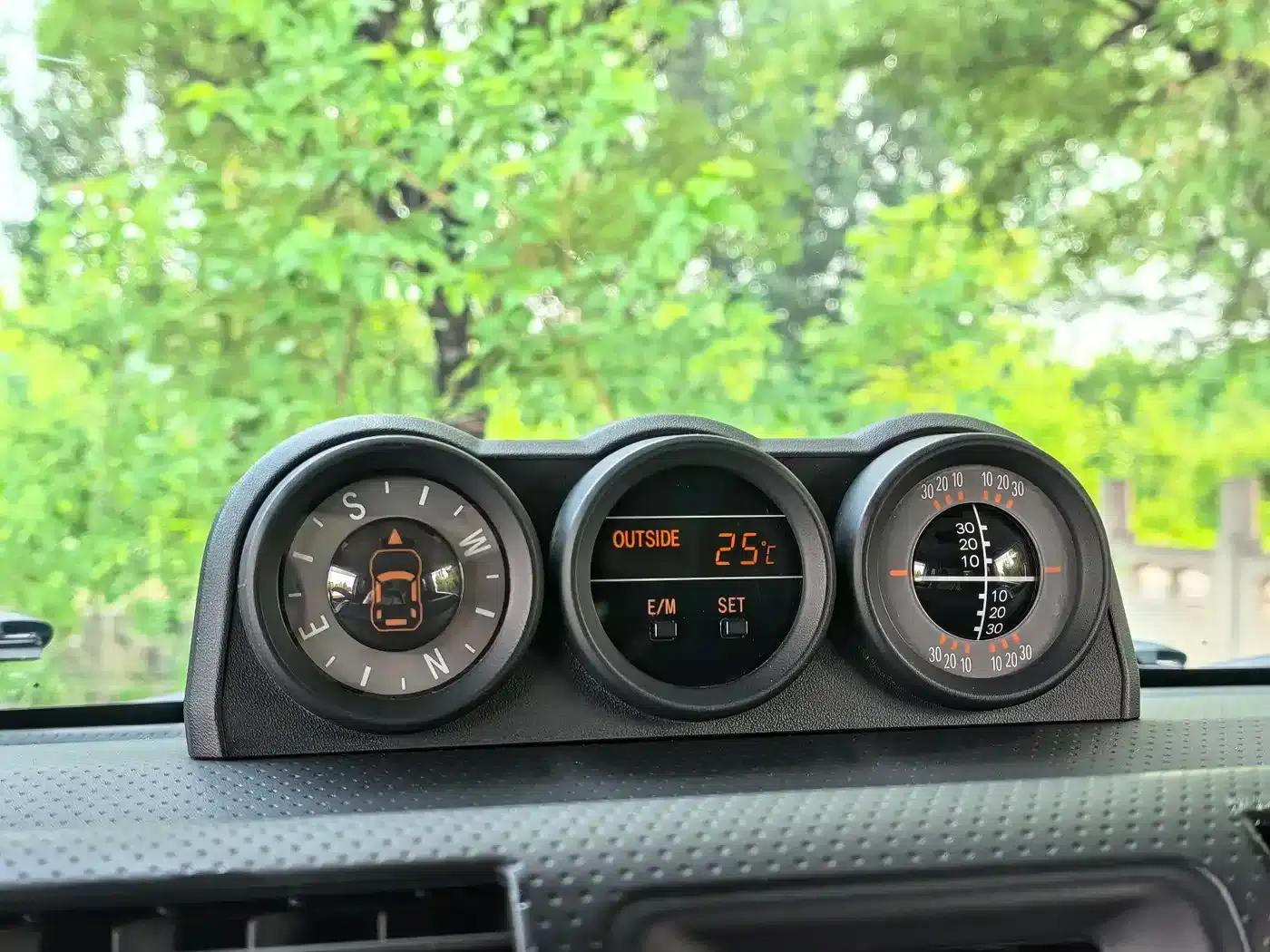 2020 FJ Cruiser 4.0L Automatic — миниатюра 19