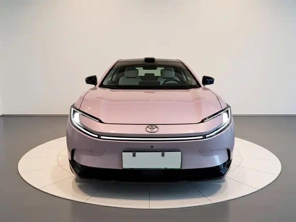 Toyota BZ5 2025 550 PRO Smart Edition — миниатюра 3
