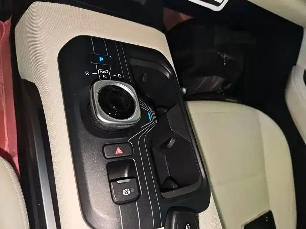 Toyota BZ5 2025 550 PRO Smart Edition — миниатюра 10