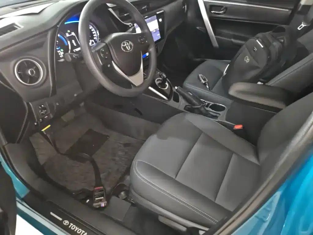 Corolla Hybrid E+ 2019 1.8L E-CVT Leading Edition — миниатюра 14