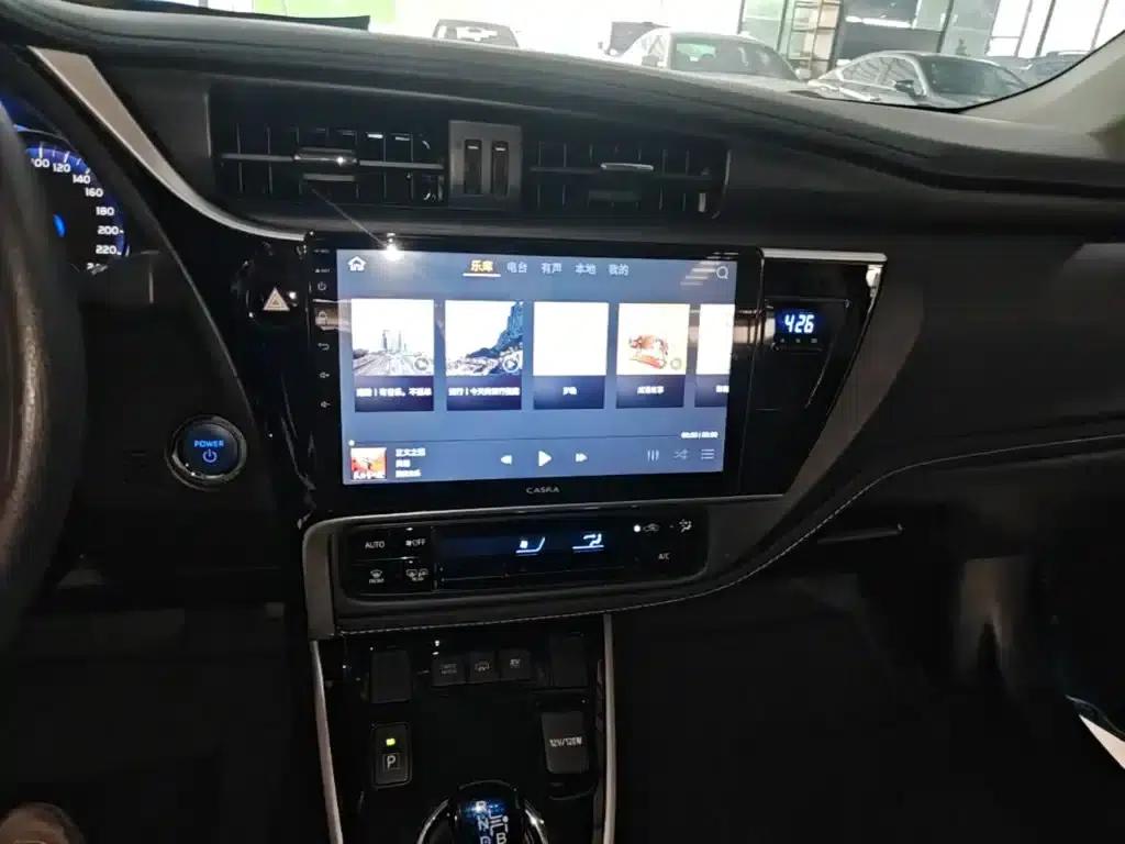 Corolla Hybrid E+ 2019 1.8L E-CVT Leading Edition — миниатюра 9