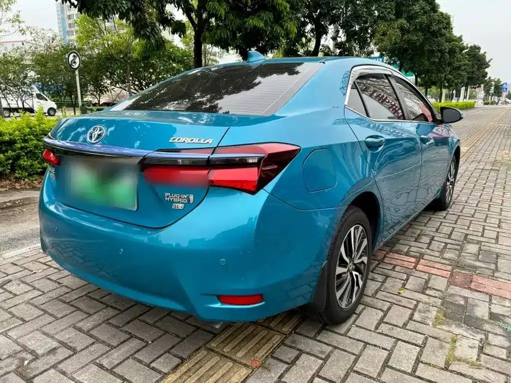Corolla Hybrid E+ 2019 1.8L E-CVT Leading Edition — миниатюра 10