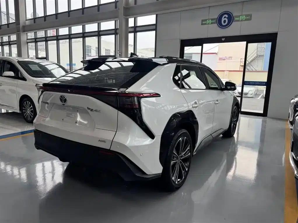 GAC Toyota bZ4X 2022 X-MODE 4WD Ultra — миниатюра 4