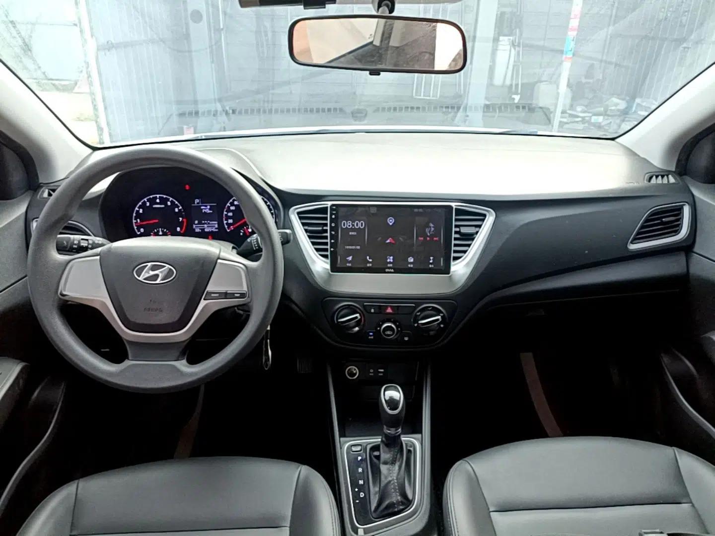 Hyundai Verna RV 2017 1.4L Automatic Cool Edition GLS China V Emission Standard — миниатюра 12