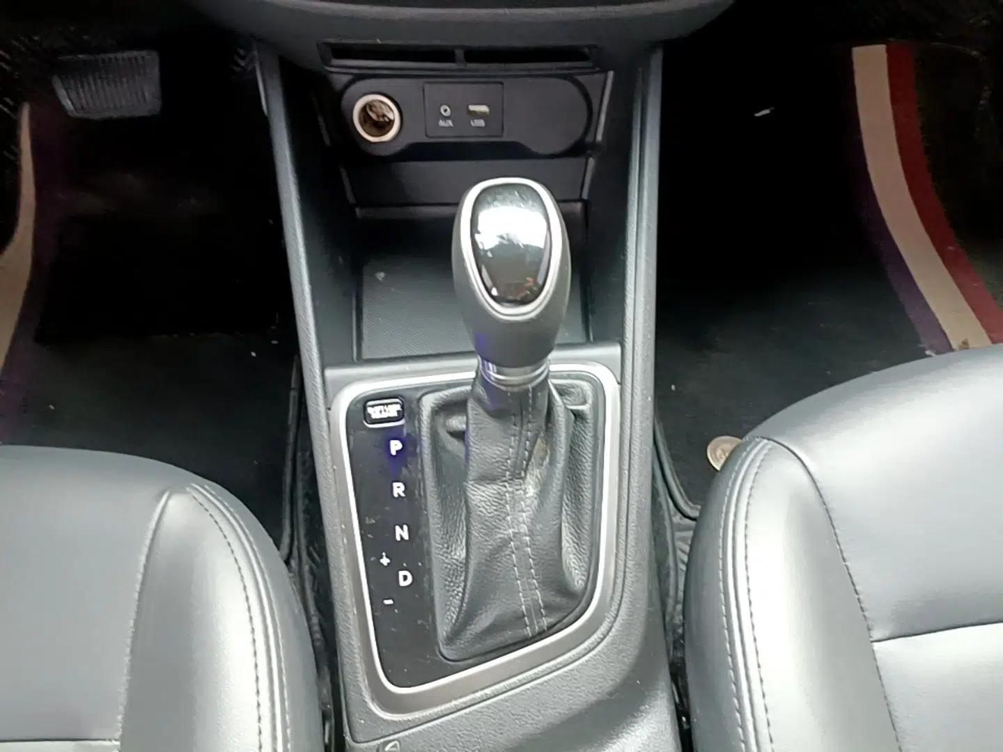 Hyundai Verna RV 2017 1.4L Automatic Cool Edition GLS China V Emission Standard — миниатюра 16