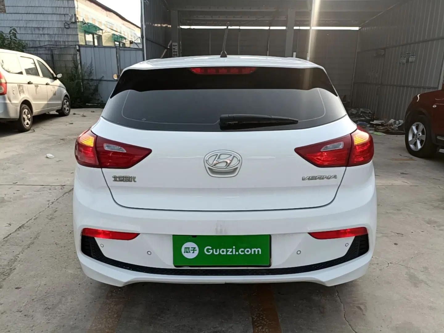 Hyundai Verna RV 2017 1.4L Automatic Cool Edition GLS China V Emission Standard — миниатюра 5