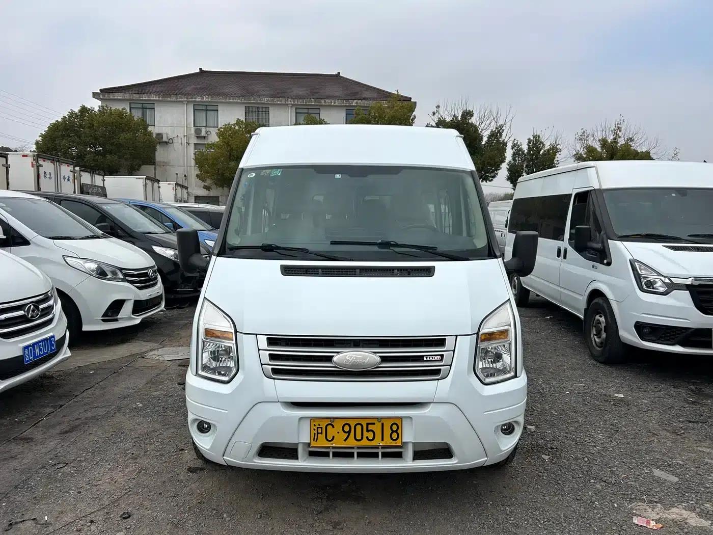 New Generation Ford Transit 2016 Model 2.2T Long Wheelbase 15 Seats Mid-Roof Standard Edition — миниатюра 2