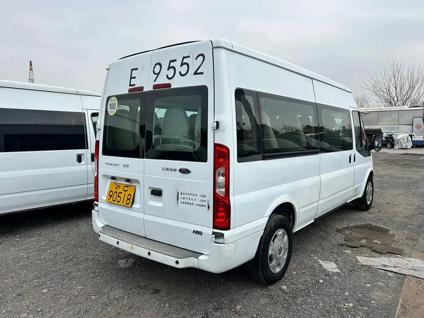 New Generation Ford Transit 2016 Model 2.2T Long Wheelbase 15 Seats Mid-Roof Standard Edition — миниатюра 4