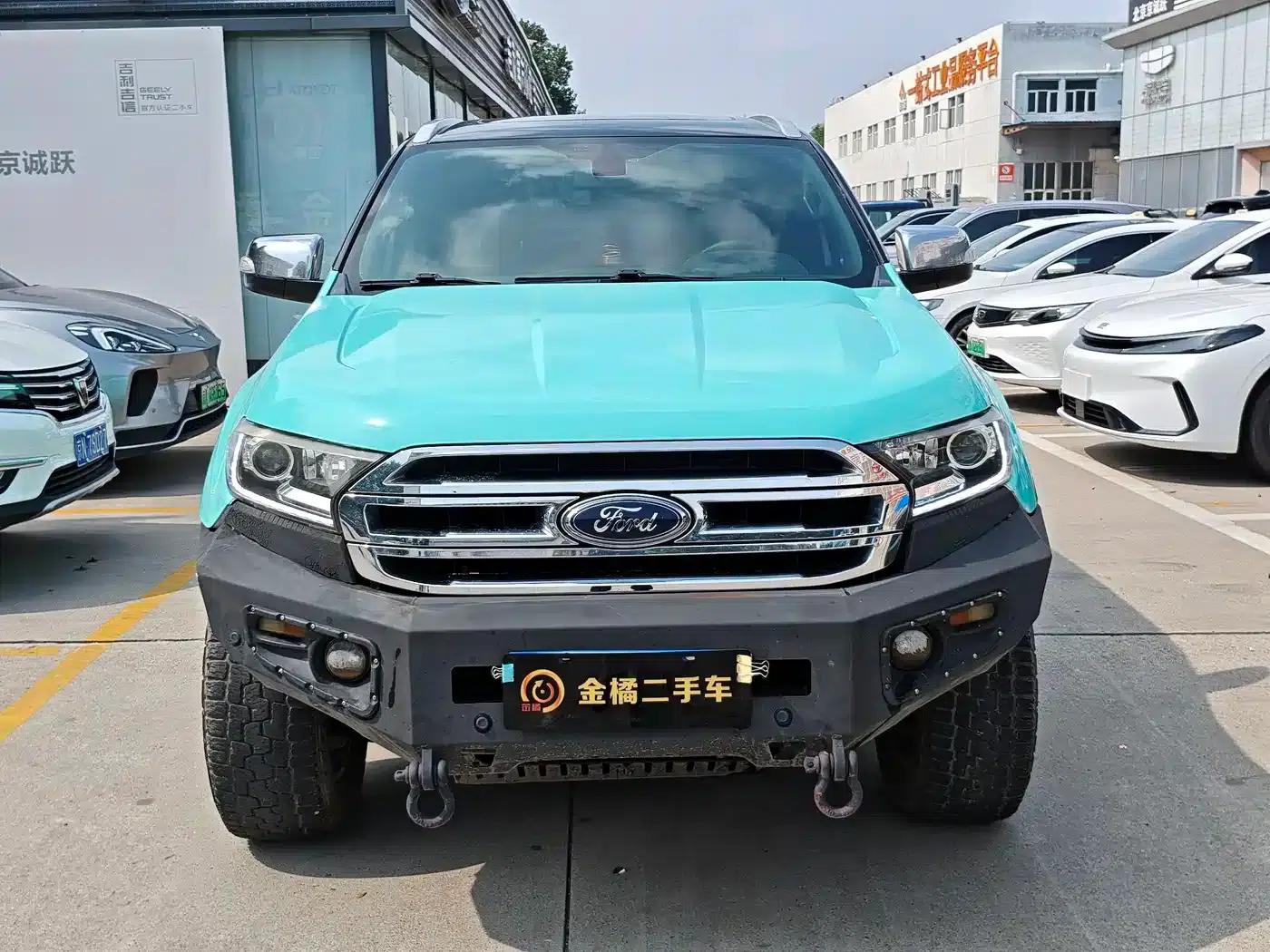 2017 Ford Everest 2.0T Gasoline Automatic 4WD Luxury Edition 5-Seater — миниатюра 5
