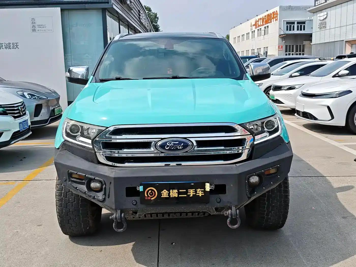 2017 Ford Everest 2.0T Gasoline Automatic 4WD Luxury Edition 5-Seater — миниатюра 6